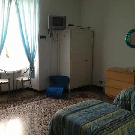 Blue B&B 제노바