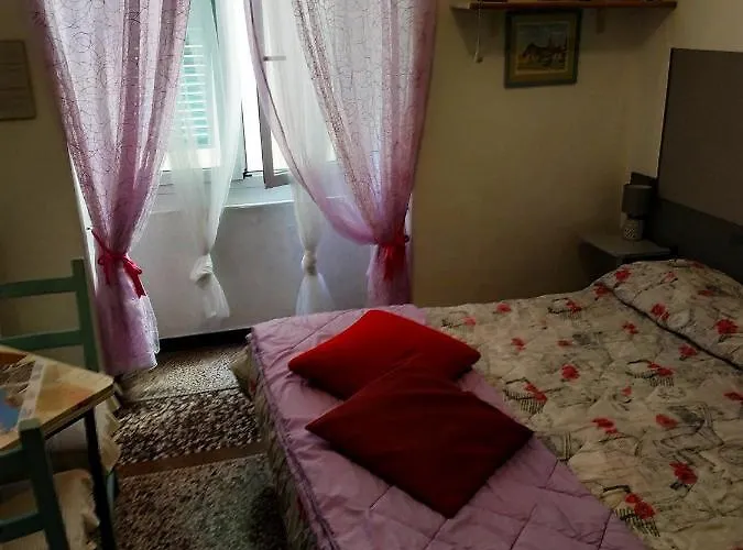 Alojamento de Acomodação e Pequeno-almoço Blue 3*