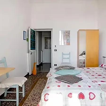 Bed & Breakfast Blue 3*
