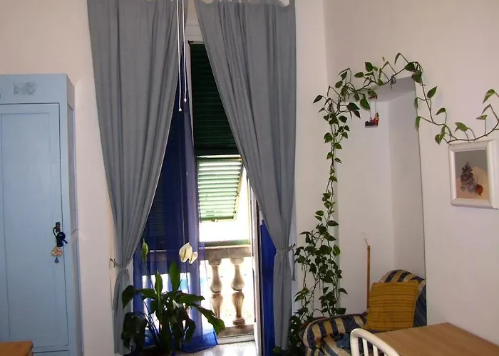 Blue Couette-café 3*