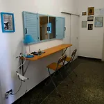 Blue לינה וארוחת בוקר