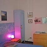 Blue לינה וארוחת בוקר 3*